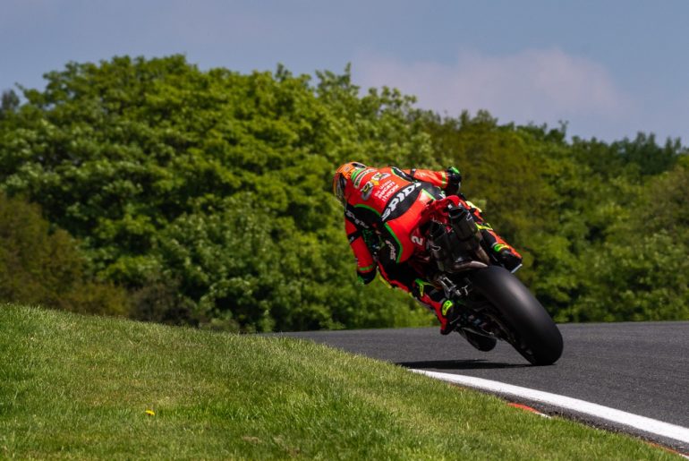 Trackside Tuesday: A Day in the Sun at Oulton Park