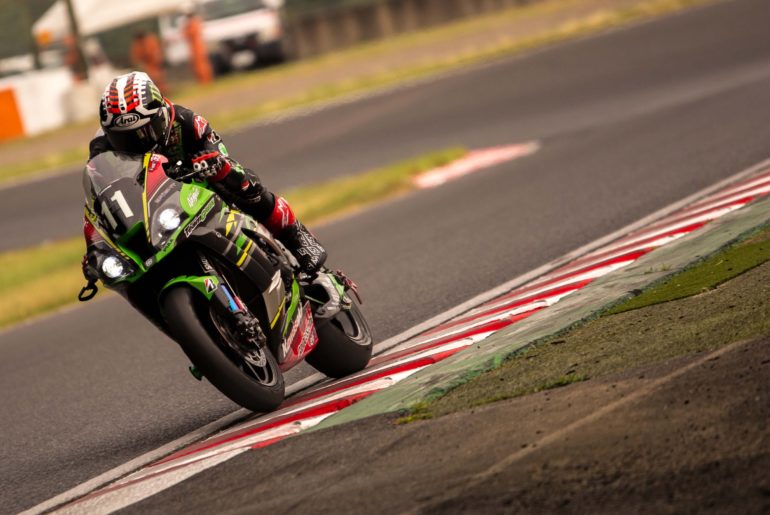 Kawasaki Takes Pole at Suzuka 8-Hours – Rea Sets Record